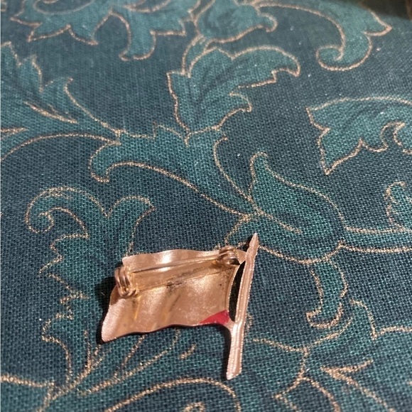 Vintage American Flag Lapel Pin Tie Back Hat Pin Waving July Fourth Patriotic - Picture 2 of 3